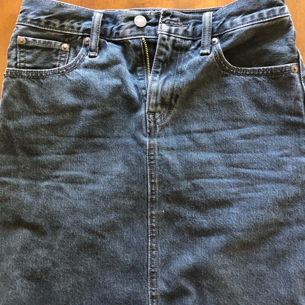 Levi denim skirt
